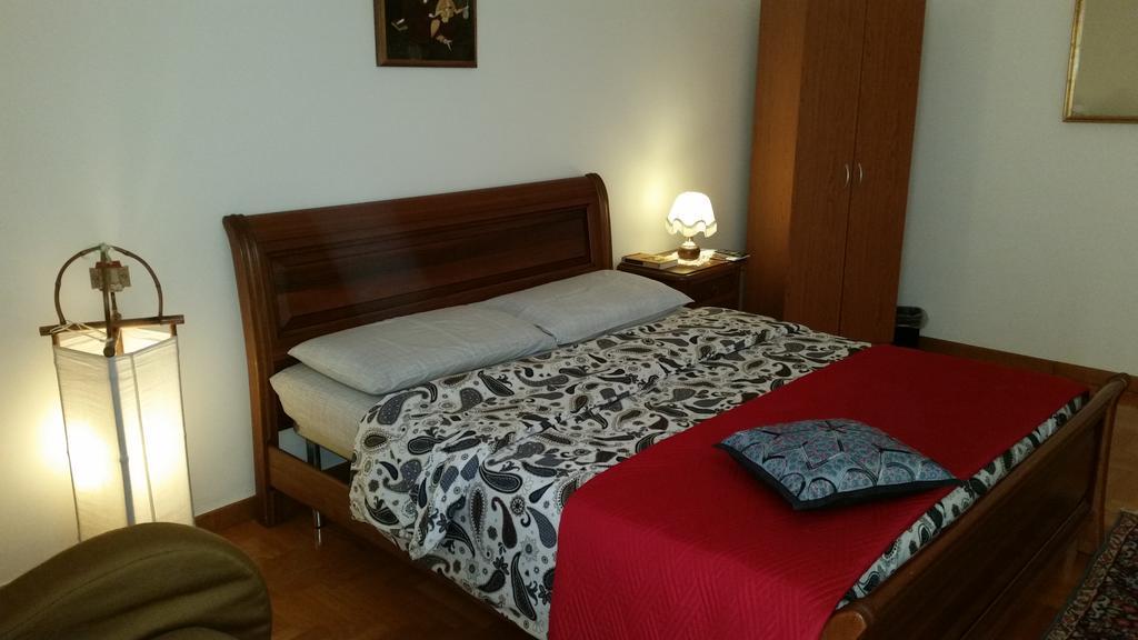 Lian Room B&B Caserta Ruang foto
