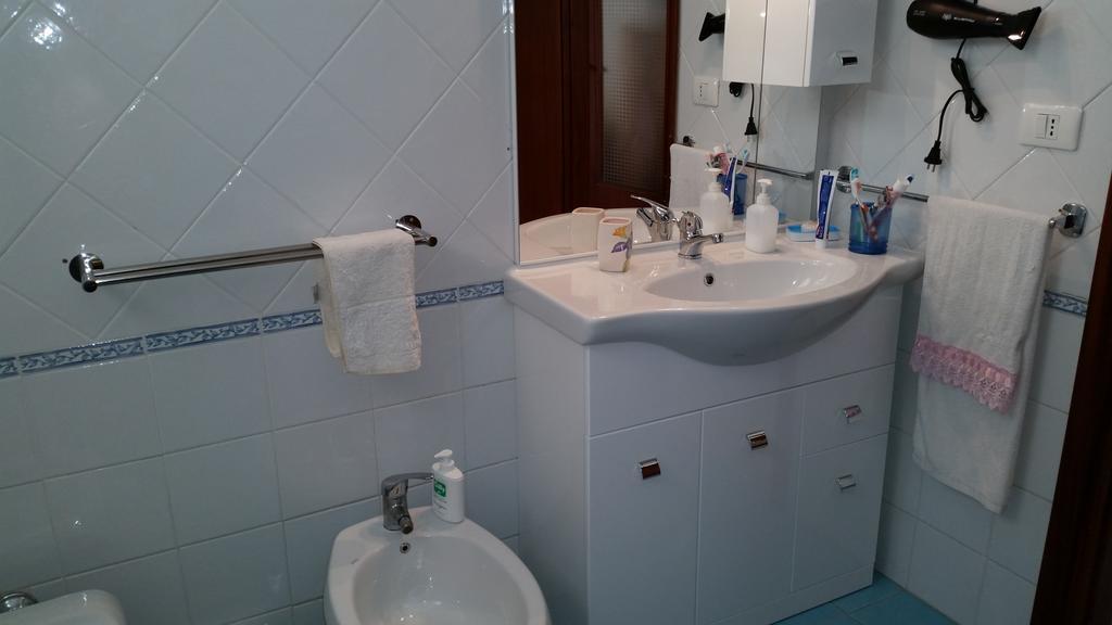 Lian Room B&B Caserta Bagian luar foto