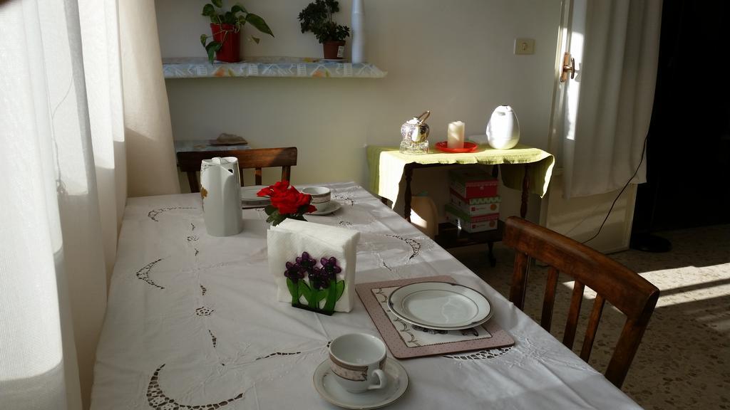 Lian Room B&B Caserta Bagian luar foto