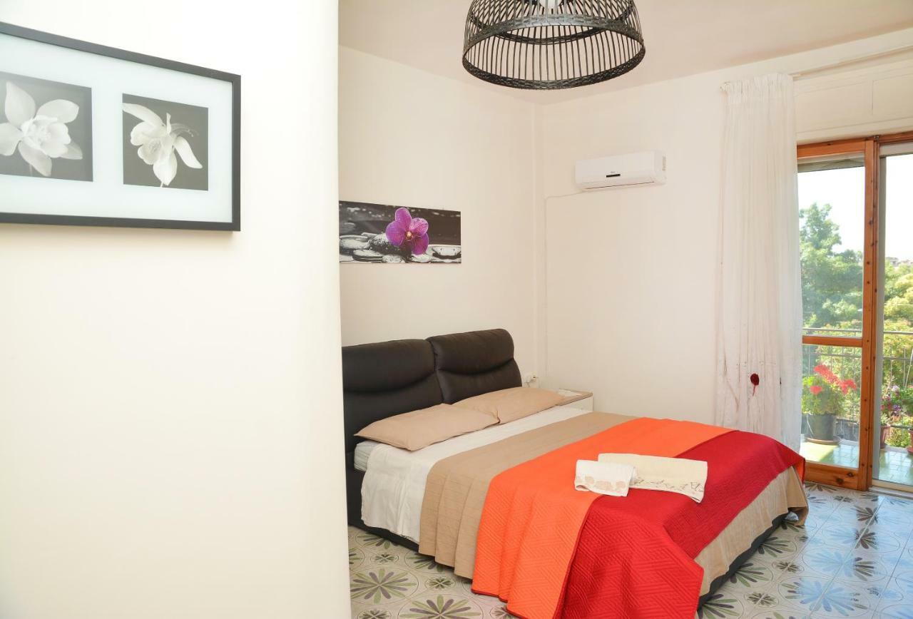 Lian Room B&B Caserta Bagian luar foto