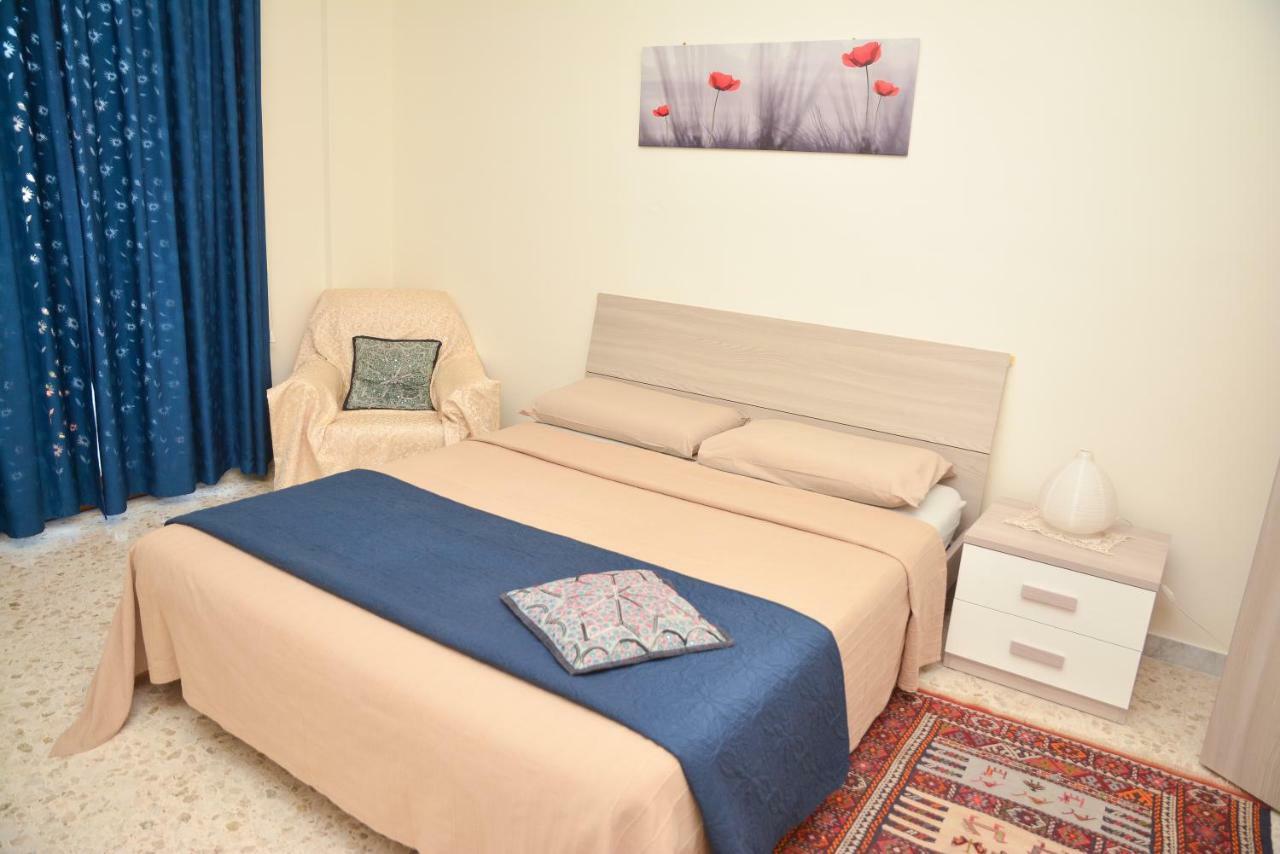 Lian Room B&B Caserta Bagian luar foto