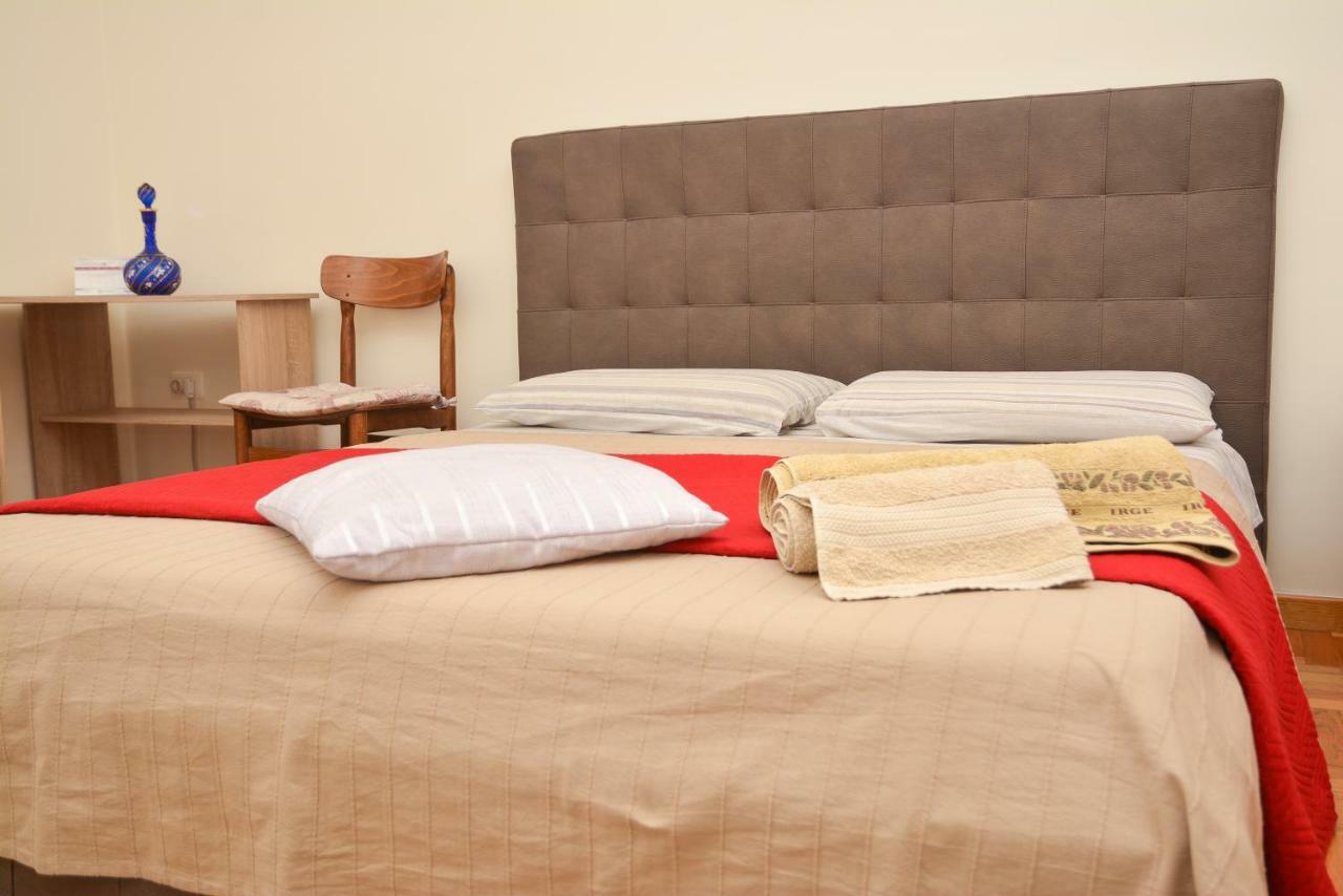 Lian Room B&B Caserta Bagian luar foto