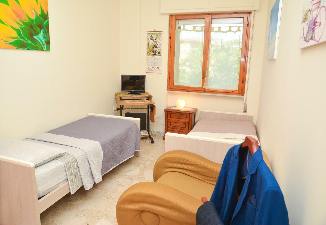 Lian Room B&B Caserta Bagian luar foto