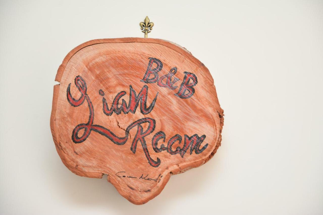 Lian Room B&B Caserta Bagian luar foto