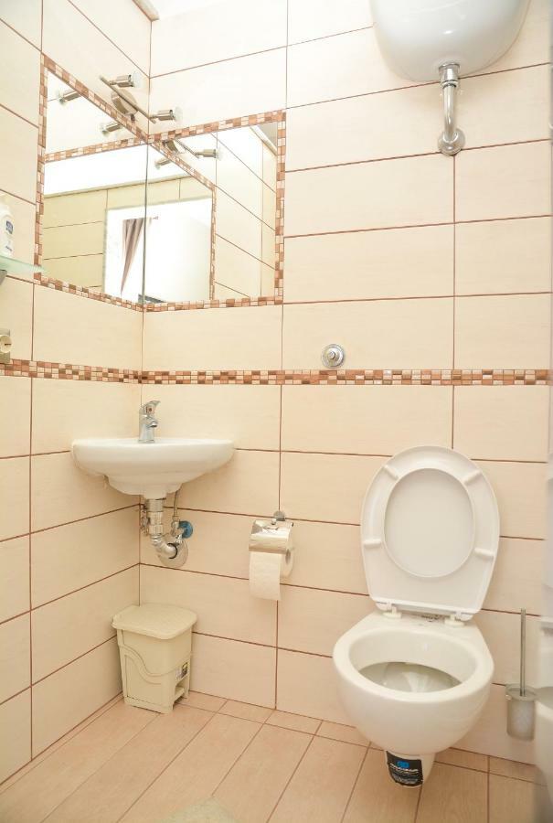 Lian Room B&B Caserta Bagian luar foto