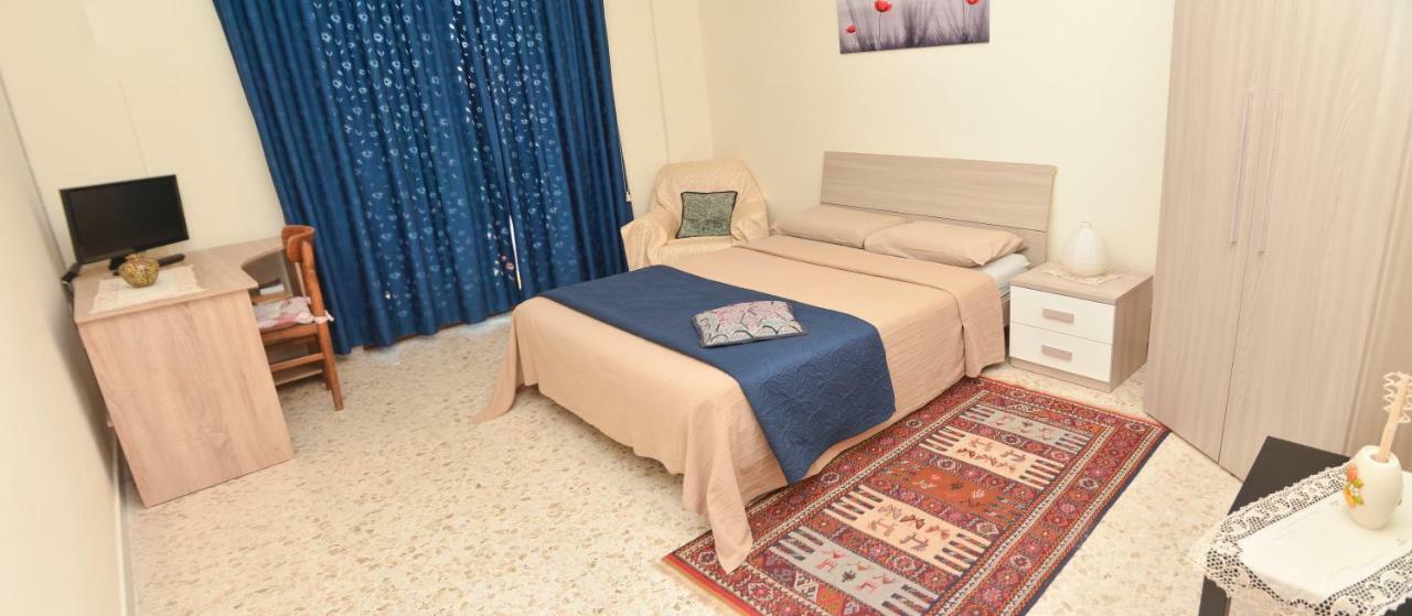 Lian Room B&B Caserta Bagian luar foto